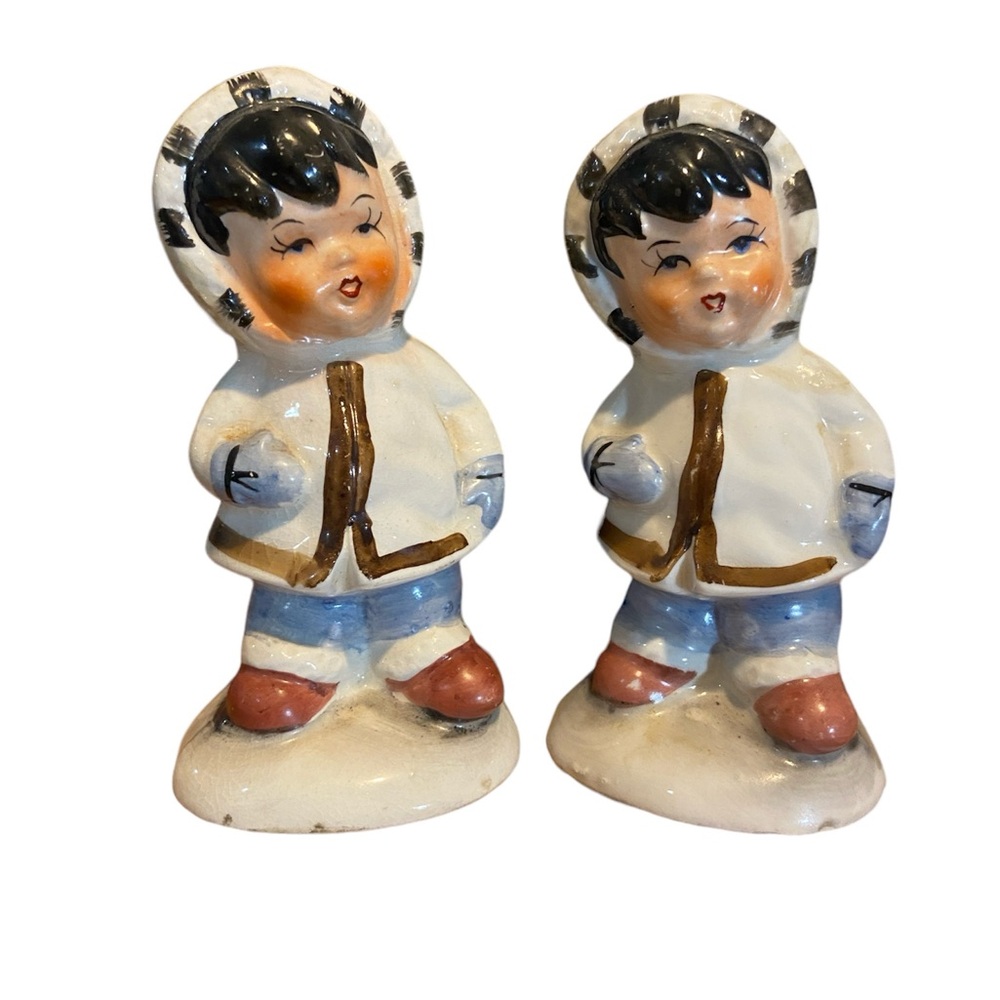Vintage Set of Salt and Pepper Shakers Cute Kids in Winter Coats Made in Japan
